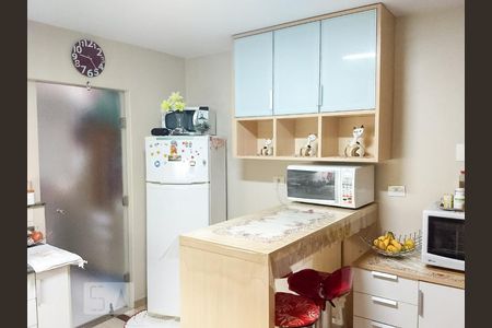Apartamento à venda com 90m², 3 quartos e 2 vagas Apartamento à venda com 90m², 3 quartos e 2 vagasCozinha