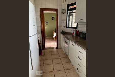 Apartamento à venda com 248m², 4 quartos e 4 vagas