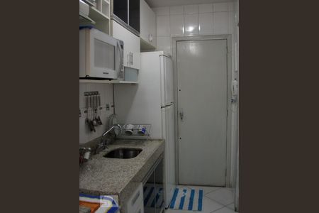 Cozinha de apartamento à venda com 1 quarto, 45m² em Maracanã, Rio de Janeiro