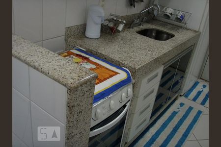 Cozinha de apartamento à venda com 1 quarto, 45m² em Maracanã, Rio de Janeiro