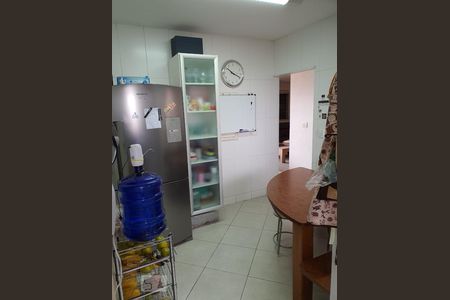 Apartamento à venda com 136m², 3 quartos e 3 vagas Apartamento à venda com 136m², 3 quartos e 3 vagasCozinha