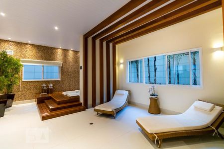 Apartamento à venda com 75m², 2 quartos e 1 vaga Apartamento à venda com 75m², 2 quartos e 1 vagaSPA