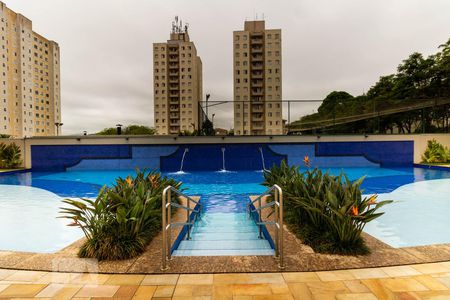 Apartamento à venda com 75m², 2 quartos e 1 vaga Apartamento à venda com 75m², 2 quartos e 1 vagaÁrea comum - Piscina
