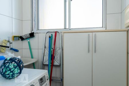 Apartamento à venda com 58m², 2 quartos e 1 vaga Apartamento à venda com 58m², 2 quartos e 1 vagaÁrea de Serviço