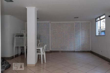 Apartamento à venda com 58m², 2 quartos e 1 vaga Apartamento à venda com 58m², 2 quartos e 1 vagaÁrea comum - Salão de festas
