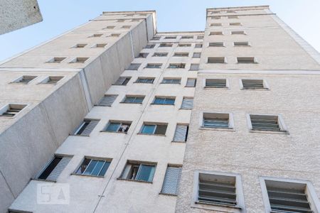 Apartamento à venda com 58m², 2 quartos e 1 vaga Apartamento à venda com 58m², 2 quartos e 1 vagaFachada