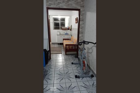 Casa à venda com 200m², 3 quartos e 2 vagas Casa à venda com 200m², 3 quartos e 2 vagasCozinha