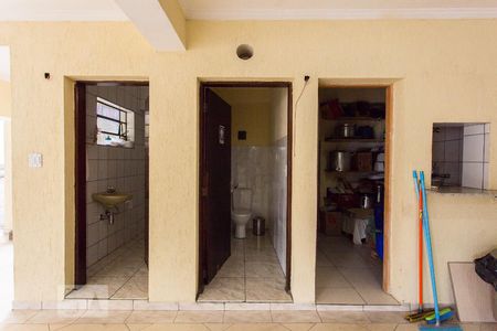 Casa à venda com 750m², 4 quartos e 8 vagasBanheiros da Garagem