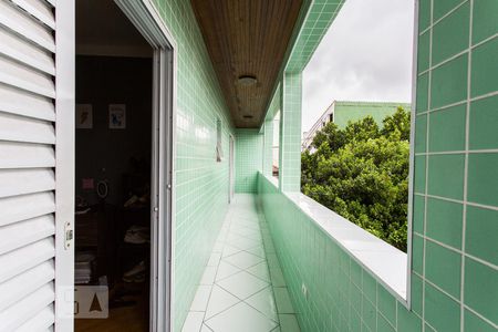 Casa à venda com 750m², 4 quartos e 8 vagasVaranda de Suíte 2 e 3