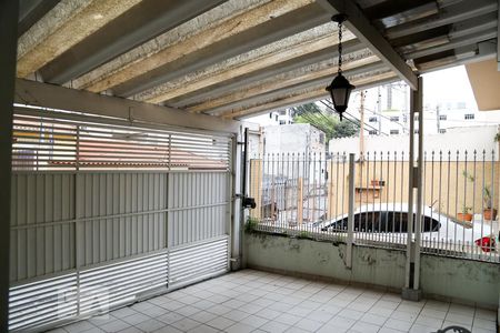 Casa à venda com 150m², 4 quartos e 2 vagas Casa à venda com 150m², 4 quartos e 2 vagasGaragem