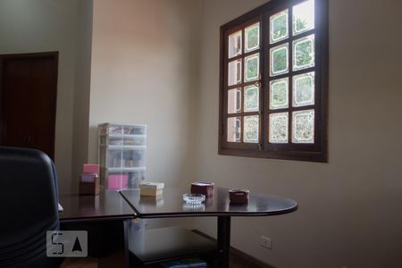 Casa à venda com 225m², 3 quartos e 3 vagas Casa à venda com 225m², 3 quartos e 3 vagasSuíte 3