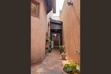 Casa à venda com 225m², 3 quartos e 3 vagas Casa à venda com 225m², 3 quartos e 3 vagasCorredor