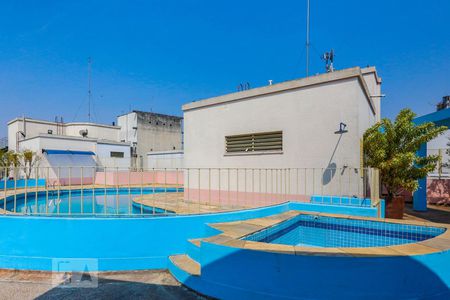 Apartamento à venda com 110m², 2 quartos e 2 vagas Apartamento à venda com 110m², 2 quartos e 2 vagasÁrea comum - Piscina