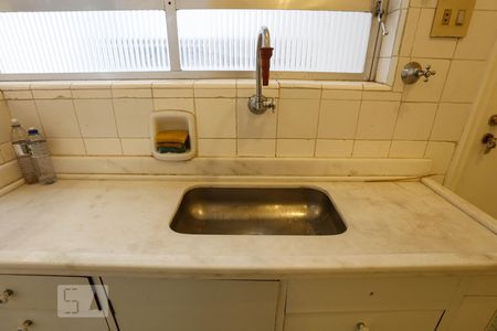 Apartamento à venda com 110m², 2 quartos e 2 vagas Apartamento à venda com 110m², 2 quartos e 2 vagasCozinha