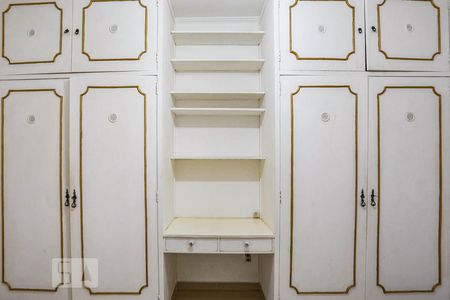 Apartamento à venda com 110m², 2 quartos e 2 vagas Apartamento à venda com 110m², 2 quartos e 2 vagasQuarto 1