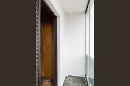 Apartamento à venda com 320m², 3 quartos e 4 vagas Apartamento à venda com 320m², 3 quartos e 4 vagasVaranda da suíte 1