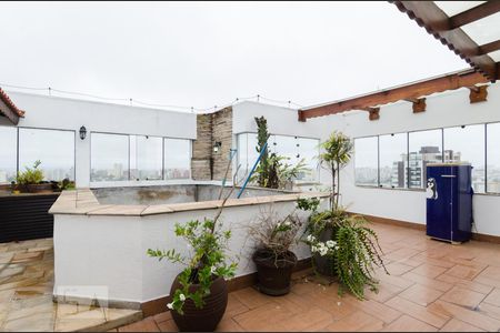 Apartamento à venda com 320m², 3 quartos e 4 vagas Apartamento à venda com 320m², 3 quartos e 4 vagasCobertura