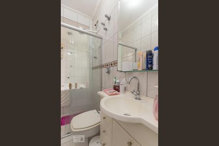 Casa para alugar com 240m², 3 quartos e 3 vagas Casa para alugar com 240m², 3 quartos e 3 vagasBanheiro suíte