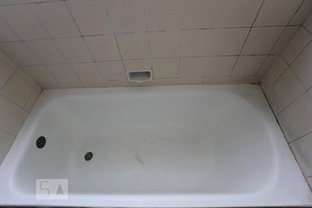 Banheiro de apartamento para alugar com 1 quarto, 40m² em Santa Cecília, São Paulo