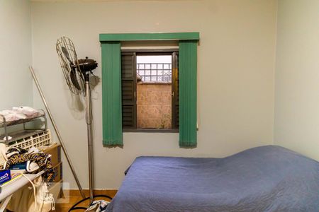 Casa de condomínio à venda com 280m², 4 quartos e 2 vagas Casa de condomínio à venda com 280m², 4 quartos e 2 vagasQuarto 2