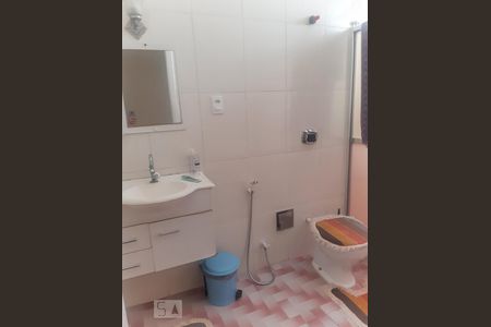 Apartamento à venda com 75m², 2 quartos e 1 vaga Apartamento à venda com 75m², 2 quartos e 1 vagaBanheiro