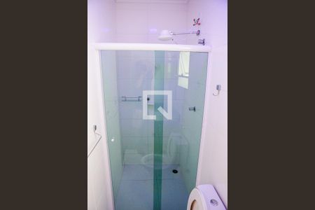 Casa de condomínio à venda com 137m², 3 quartos e 2 vagasBanheiro