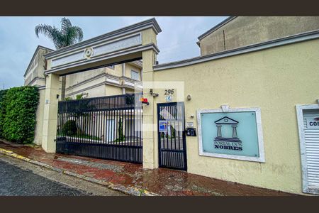 Casa de condomínio à venda com 137m², 3 quartos e 2 vagasFachada