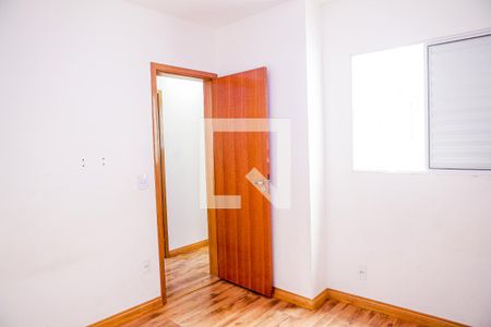 Casa de condomínio à venda com 137m², 3 quartos e 2 vagasQuarto 3