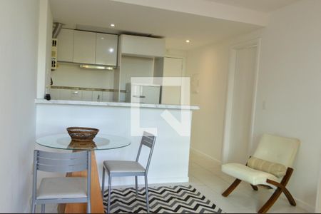 Sala de apartamento à venda com 1 quarto, 52m² em Jacarepaguá, Rio de Janeiro