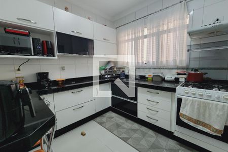 Apartamento à venda com 106m², 3 quartos e 2 vagas Apartamento à venda com 106m², 3 quartos e 2 vagasCozinha