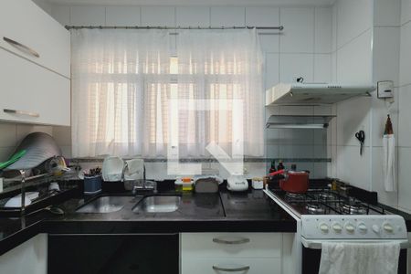 Apartamento à venda com 106m², 3 quartos e 2 vagas Apartamento à venda com 106m², 3 quartos e 2 vagasCozinha