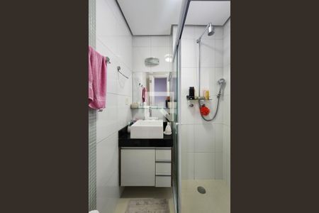 Apartamento à venda com 106m², 3 quartos e 2 vagas Apartamento à venda com 106m², 3 quartos e 2 vagasBanheiro da Suíte 2