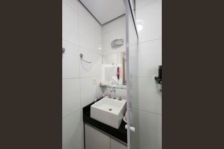 Apartamento à venda com 106m², 3 quartos e 2 vagas Apartamento à venda com 106m², 3 quartos e 2 vagasBanheiro da Suíte 2