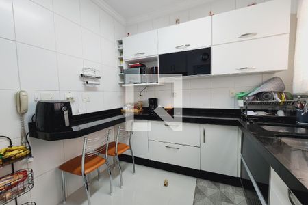 Apartamento à venda com 106m², 3 quartos e 2 vagas Apartamento à venda com 106m², 3 quartos e 2 vagasCozinha