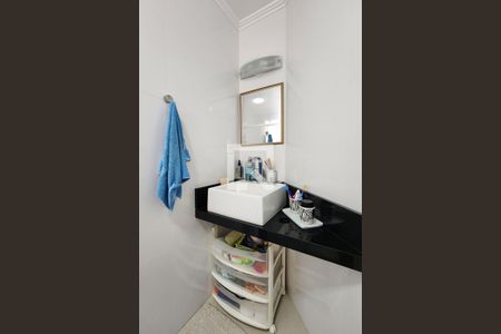 Apartamento à venda com 106m², 3 quartos e 2 vagas Apartamento à venda com 106m², 3 quartos e 2 vagasBanheiro da Suíte 1