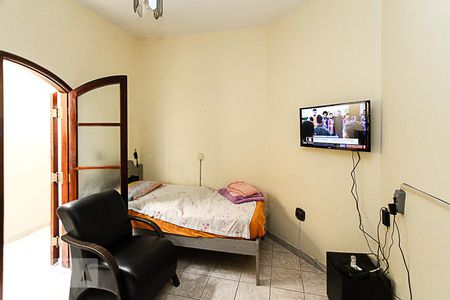 Casa à venda com 500m², 7 quartos e 4 vagas Casa à venda com 500m², 7 quartos e 4 vagasQuarto