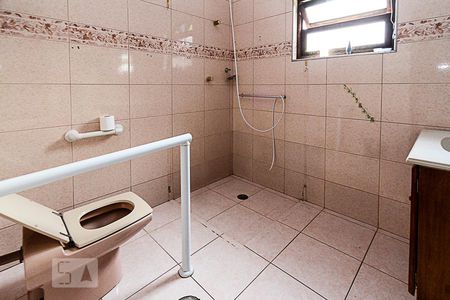 Casa à venda com 500m², 7 quartos e 4 vagas Casa à venda com 500m², 7 quartos e 4 vagasBanheiro