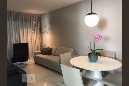 Sala de apartamento para alugar com 2 quartos, 70m² em Sion, Belo Horizonte