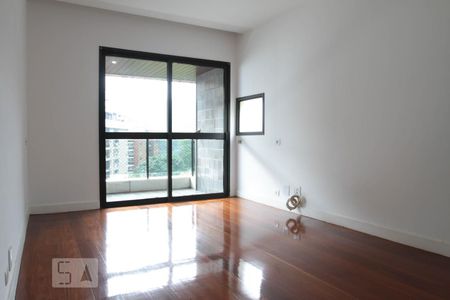 Apartamento à venda com 380m², 4 quartos e 4 vagas Apartamento à venda com 380m², 4 quartos e 4 vagasQuarto 4 - Suíte