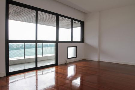 Apartamento à venda com 380m², 4 quartos e 4 vagas Apartamento à venda com 380m², 4 quartos e 4 vagasQuarto 1 - Suíte