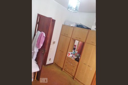 Casa à venda com 436m², 7 quartos e 5 vagas Casa à venda com 436m², 7 quartos e 5 vagasQuarto 1