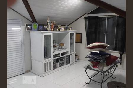 Casa de condomínio à venda com 160m², 4 quartos e 3 vagas