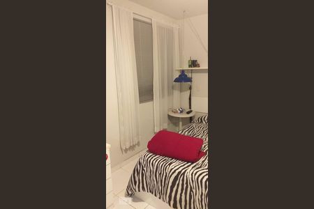 Casa de condomínio à venda com 160m², 4 quartos e 3 vagas