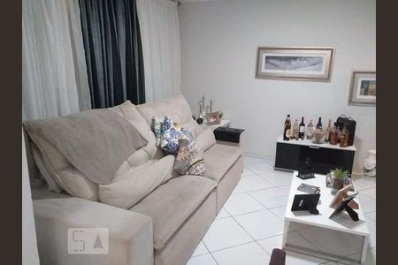 Casa de condomínio à venda com 160m², 4 quartos e 3 vagas