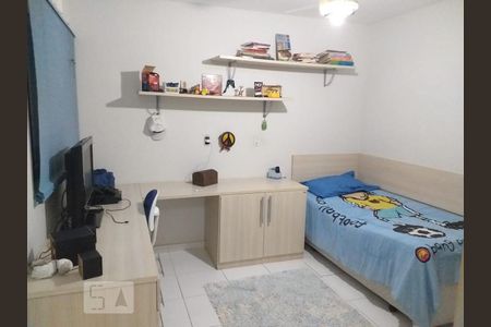 Casa de condomínio à venda com 160m², 4 quartos e 3 vagas