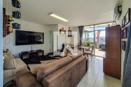 Apartamento à venda com 109m², 3 quartos e 2 vagas Apartamento à venda com 109m², 3 quartos e 2 vagasPiso superior