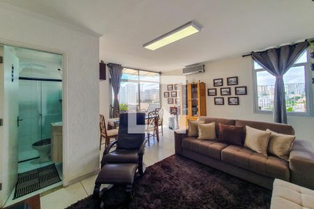 Apartamento à venda com 109m², 3 quartos e 2 vagas Apartamento à venda com 109m², 3 quartos e 2 vagasPiso superior