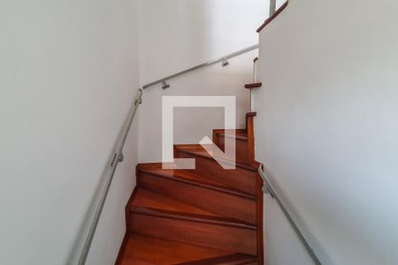 Apartamento à venda com 109m², 3 quartos e 2 vagas Apartamento à venda com 109m², 3 quartos e 2 vagasescada