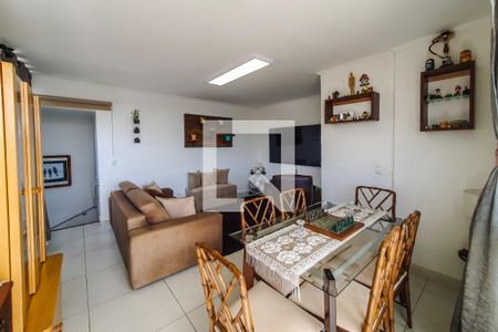 Apartamento à venda com 109m², 3 quartos e 2 vagas Apartamento à venda com 109m², 3 quartos e 2 vagasPiso superior