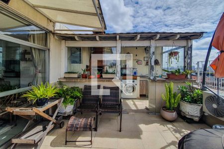 Apartamento à venda com 109m², 3 quartos e 2 vagas Apartamento à venda com 109m², 3 quartos e 2 vagasÁrea comum - Churrasqueira